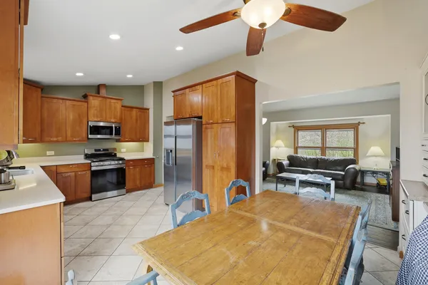 $415,000 | 1358 Cottonwood Lane, Crystal Lake, IL 60014
