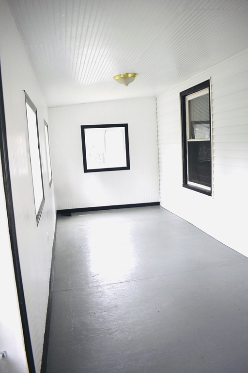 50-52 Balis Street Springfield, MA 01109 - Photo 11 of 42