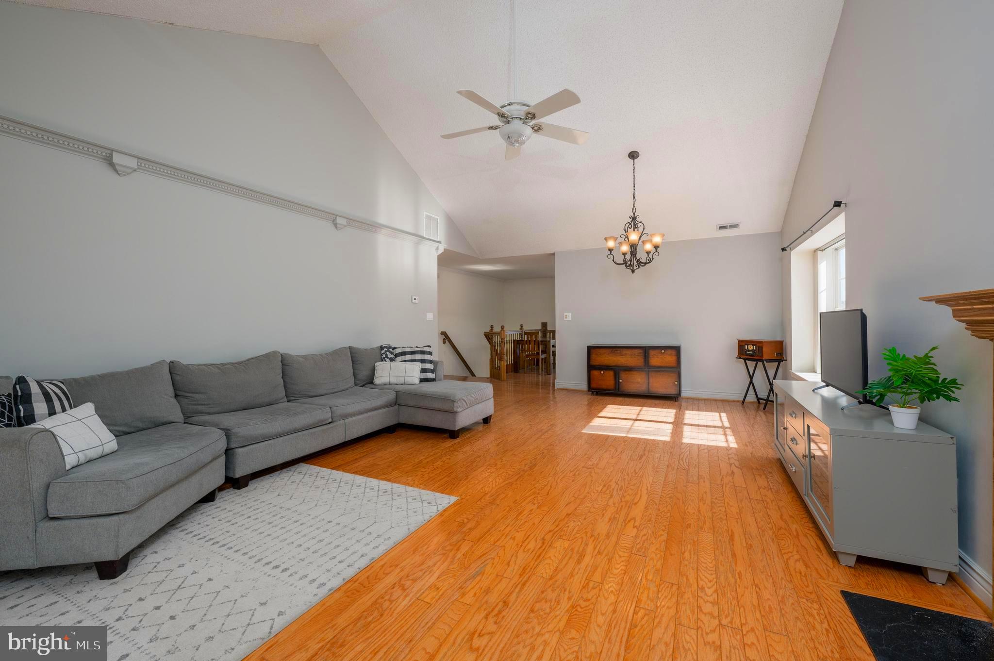 7302 B Normandy Drive Mount Laurel, NJ 08054 - Photo 4 of 19