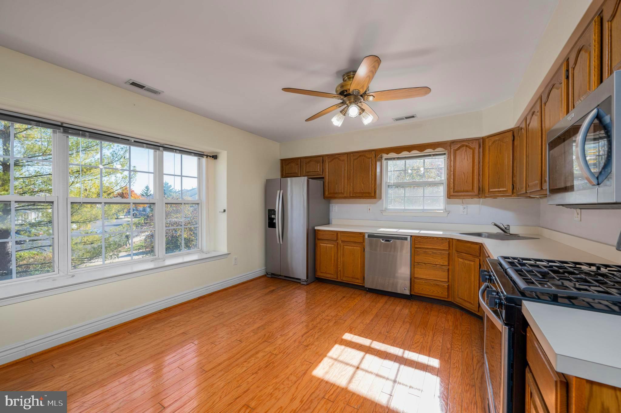 7302 B Normandy Drive Mount Laurel, NJ 08054 - Photo 8 of 19