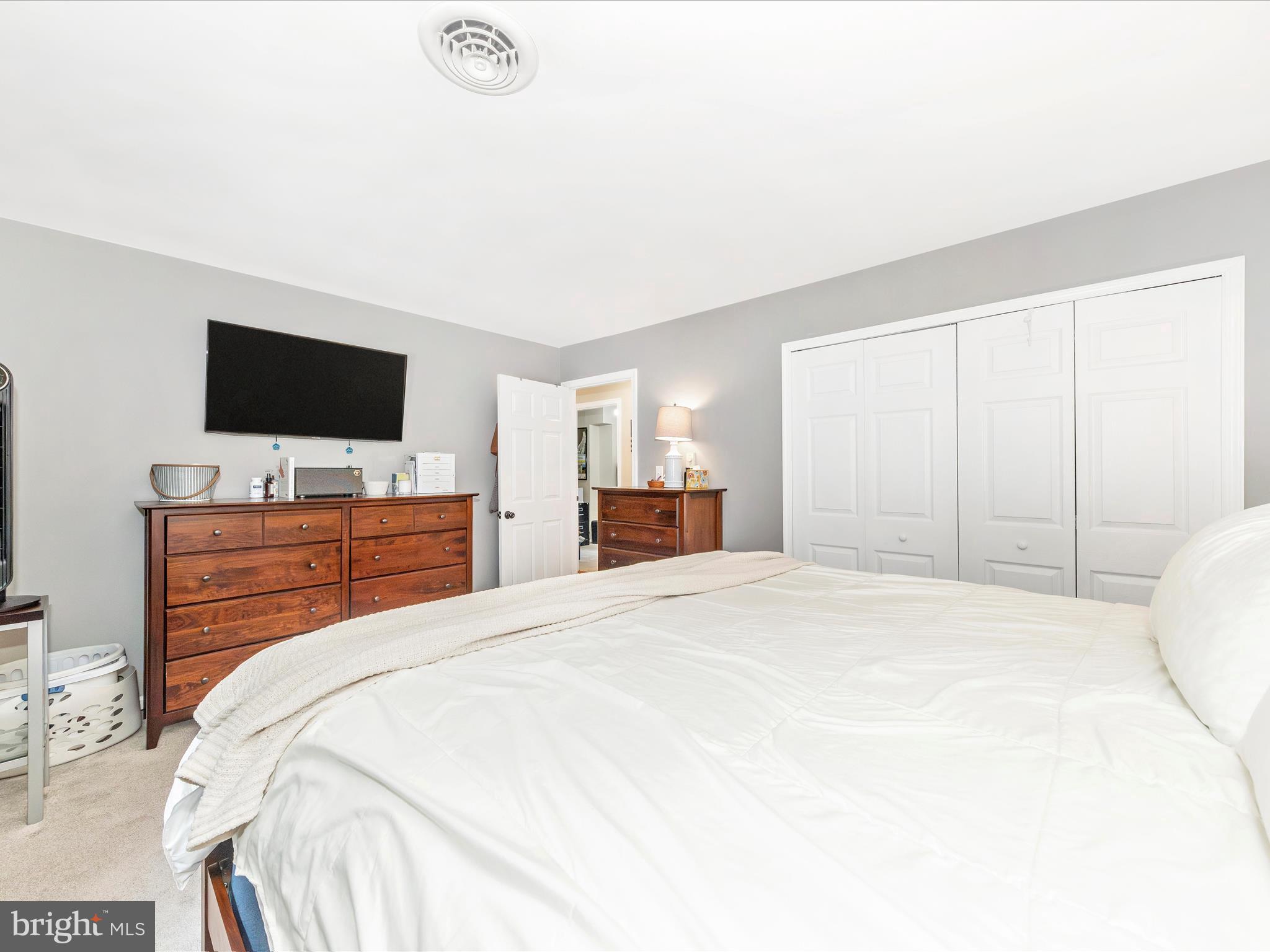 18807 Manor Church Road Boonsboro, MD 21713 - Photo 21 of 49 Primary Bedroom