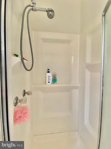 $389,999 | 23 North Wycombe Avenue, Lansdowne, PA 19050