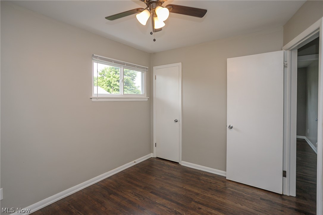 8513 Ackley Road Parma, OH 44129 - Photo 12 of 28
