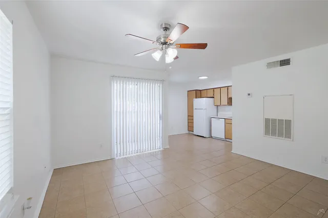 $869 | 2323 Wells Branch Parkway, Unit B108, Austin, TX 78728