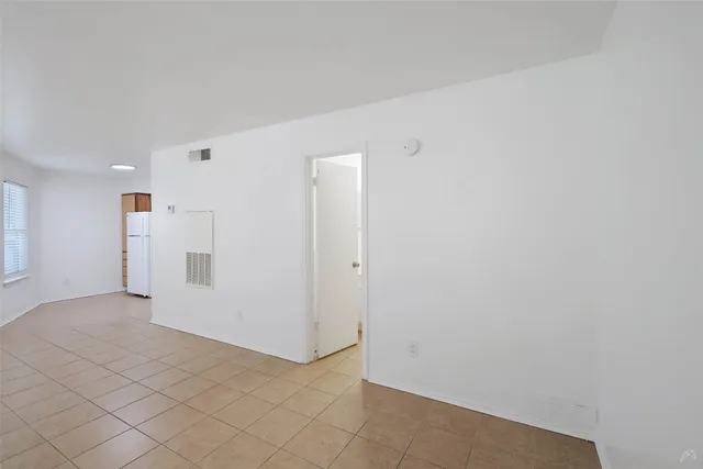 $869 | 2323 Wells Branch Parkway, Unit B108, Austin, TX 78728