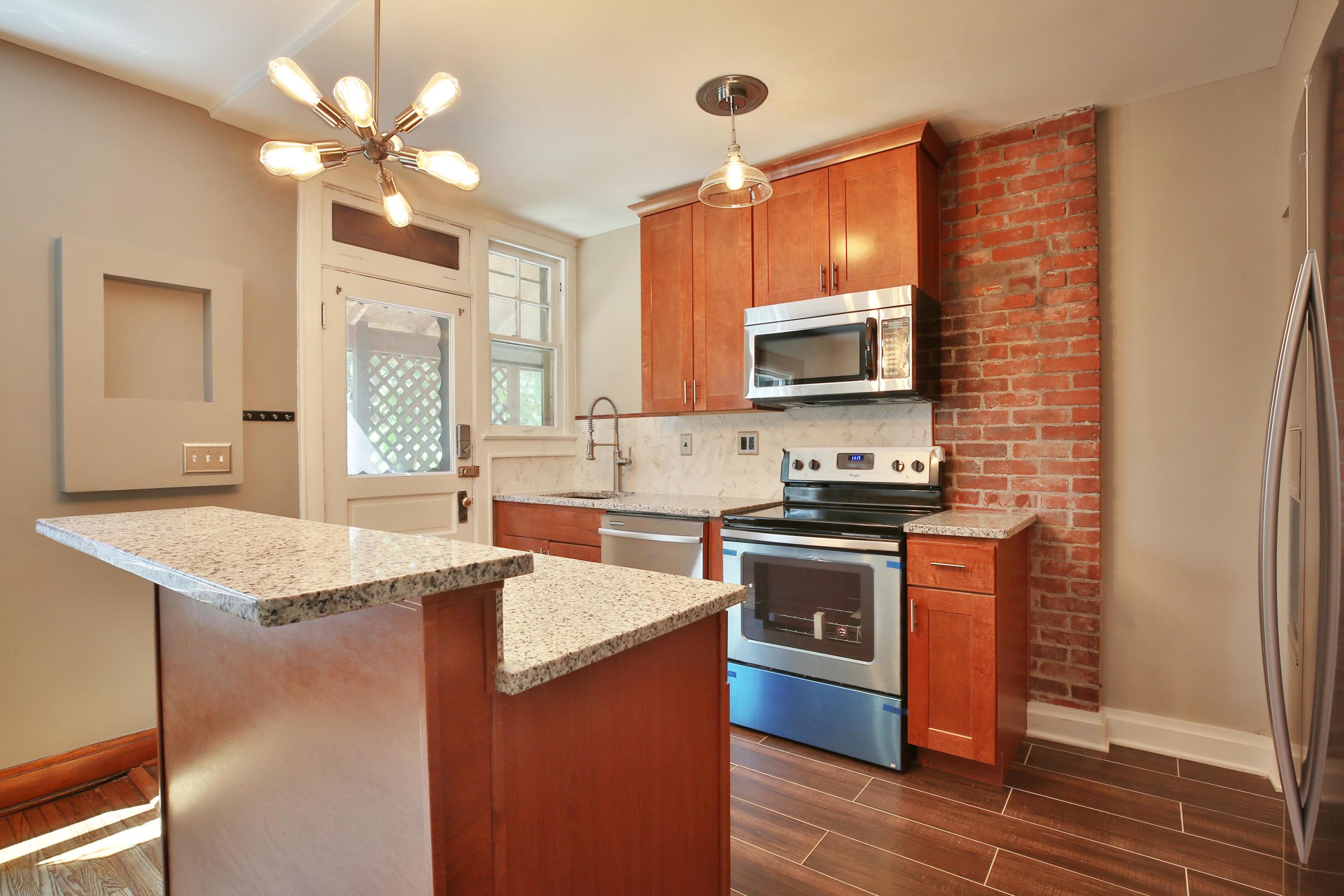 47 West Weber Road Columbus, OH 43202 - Photo 13 of 34