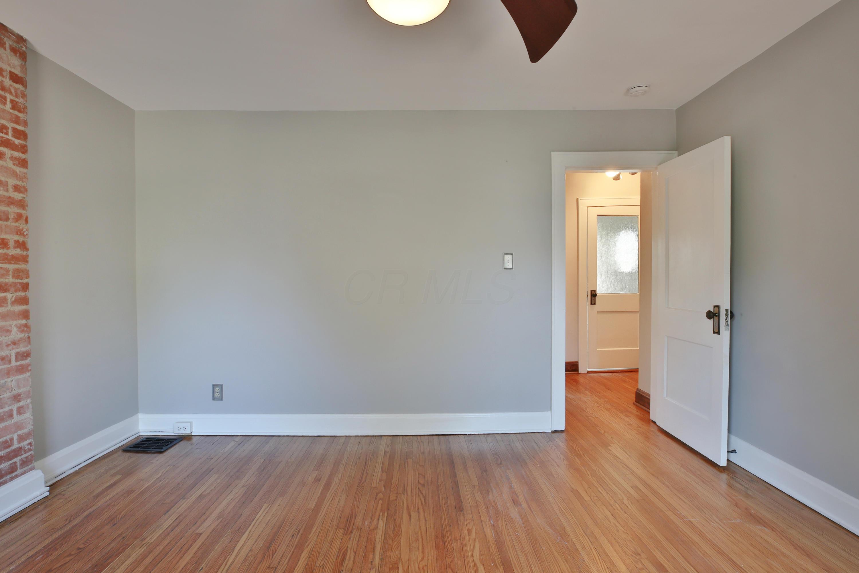 47 West Weber Road Columbus, OH 43202 - Photo 23 of 34