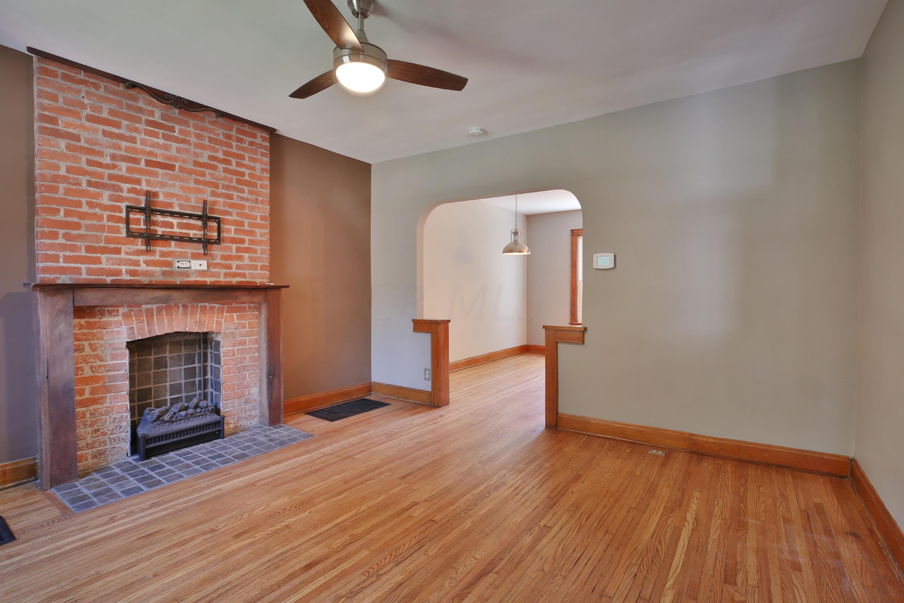47 West Weber Road Columbus, OH 43202 - Photo 9 of 34
