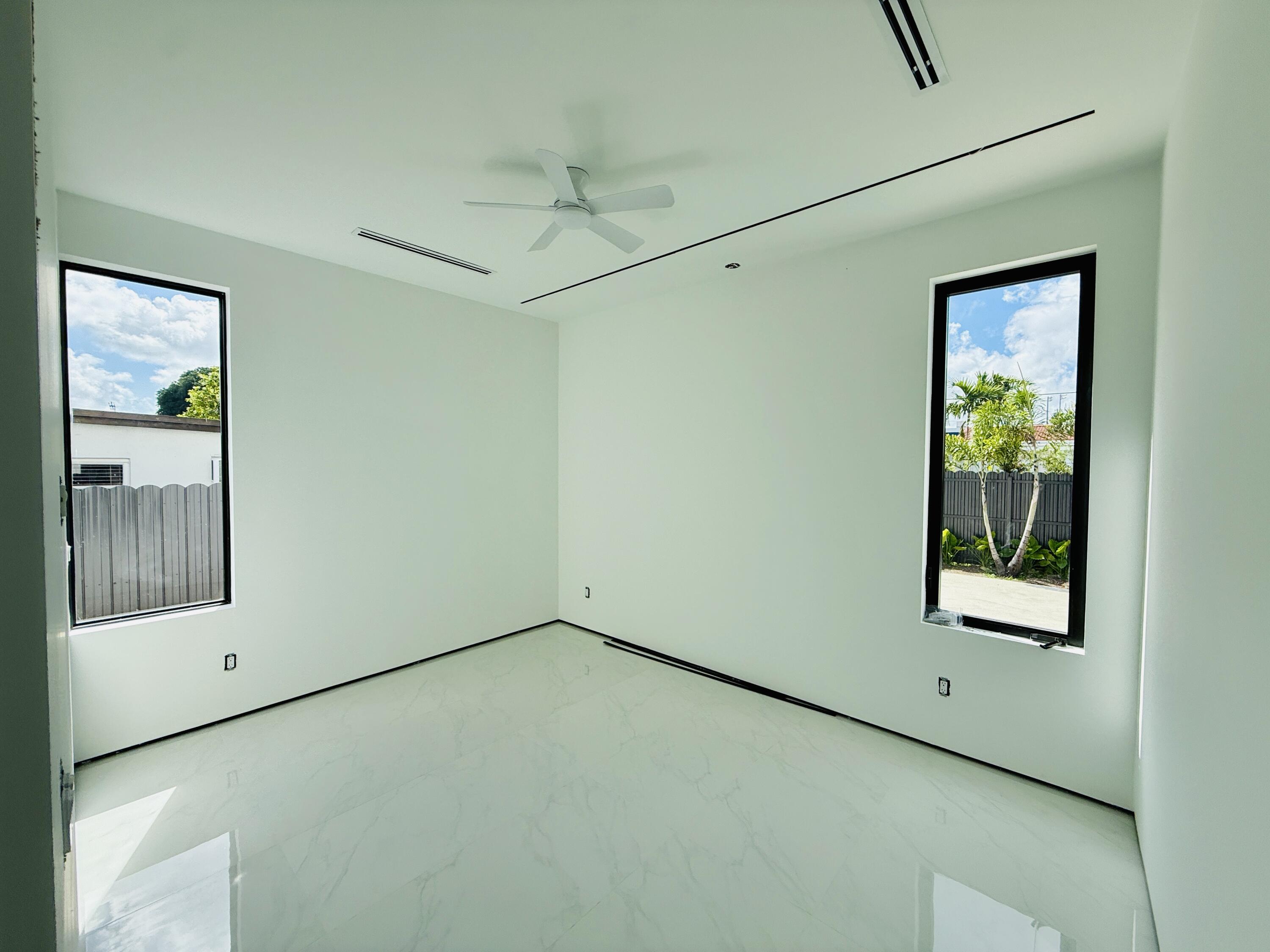 8966 Southwest 40th Terrace Miami, FL 33165 - Photo 29 of 40 a view of a small space