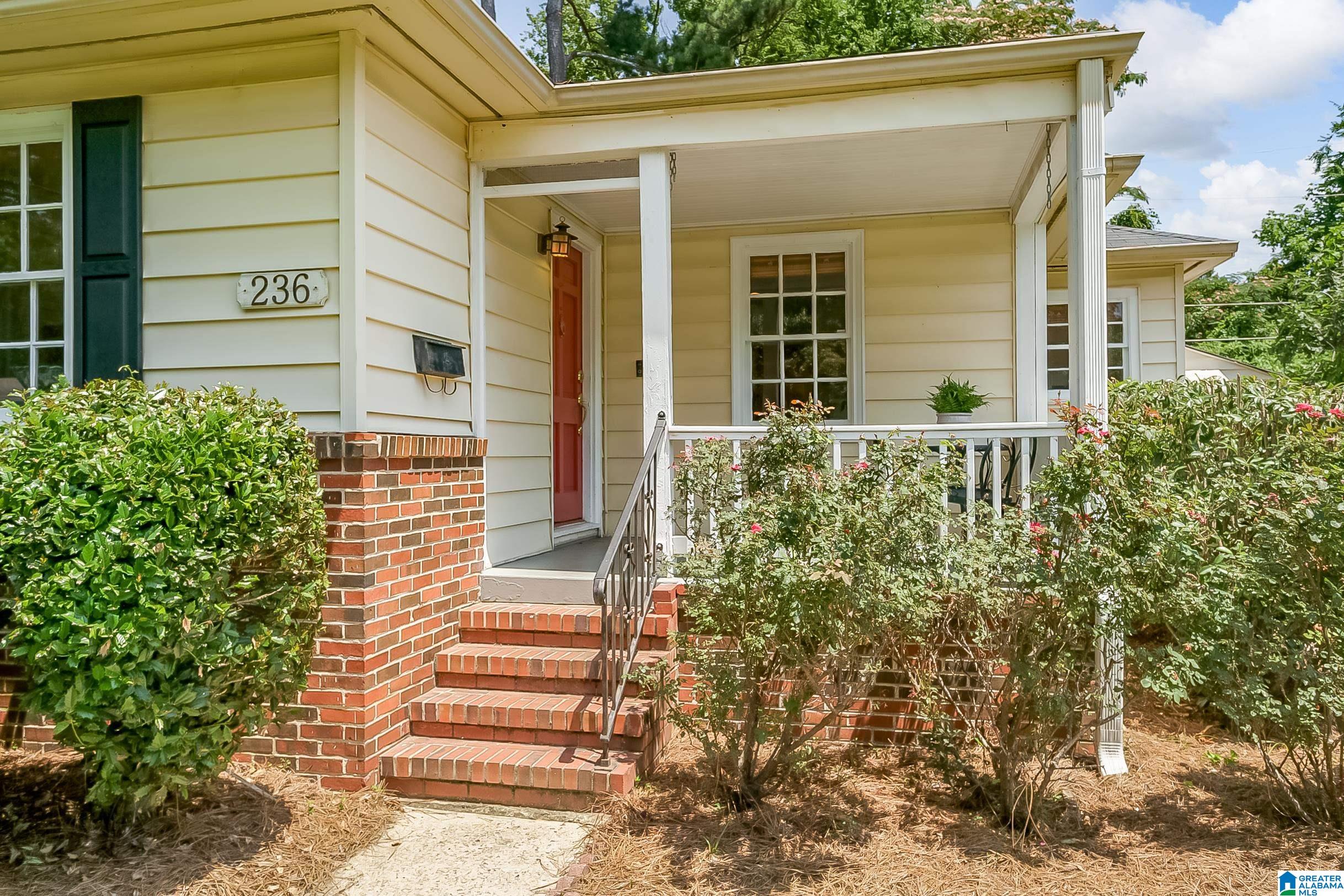 236 Kent Lane Birmingham, AL 35209 - Photo 3 of 37
