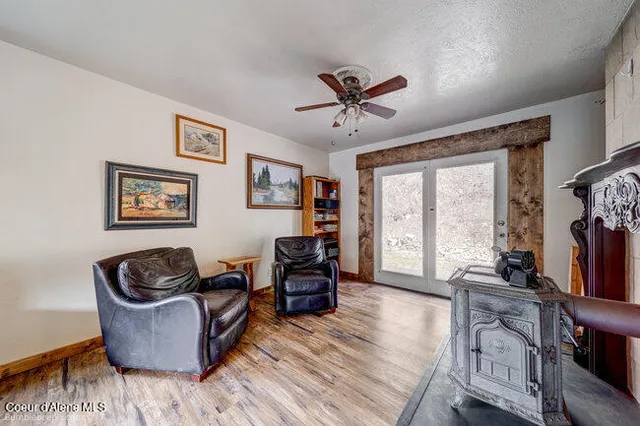 $575,000 | 21 Lochsa Lane, Pinehurst, ID 83850