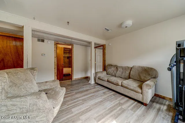 $575,000 | 21 Lochsa Lane, Pinehurst, ID 83850