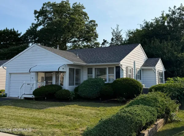 $265,000 | 58 Fox Glove Run, Toms River, NJ 08755