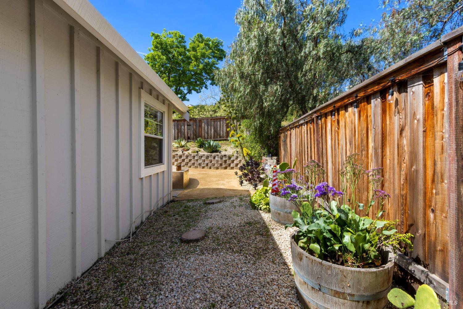 70 Marina Ridge Court Vallejo, CA 94591 - Photo 40 of 43