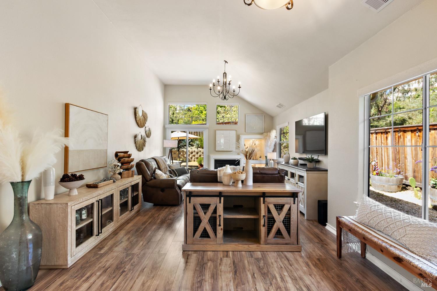 70 Marina Ridge Court Vallejo, CA 94591 - Photo 8 of 43