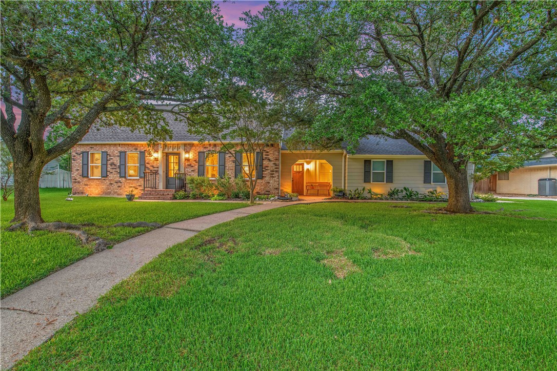 3711 Sunnybrook Lane Bryan, TX 77802 - Photo 1 of 41