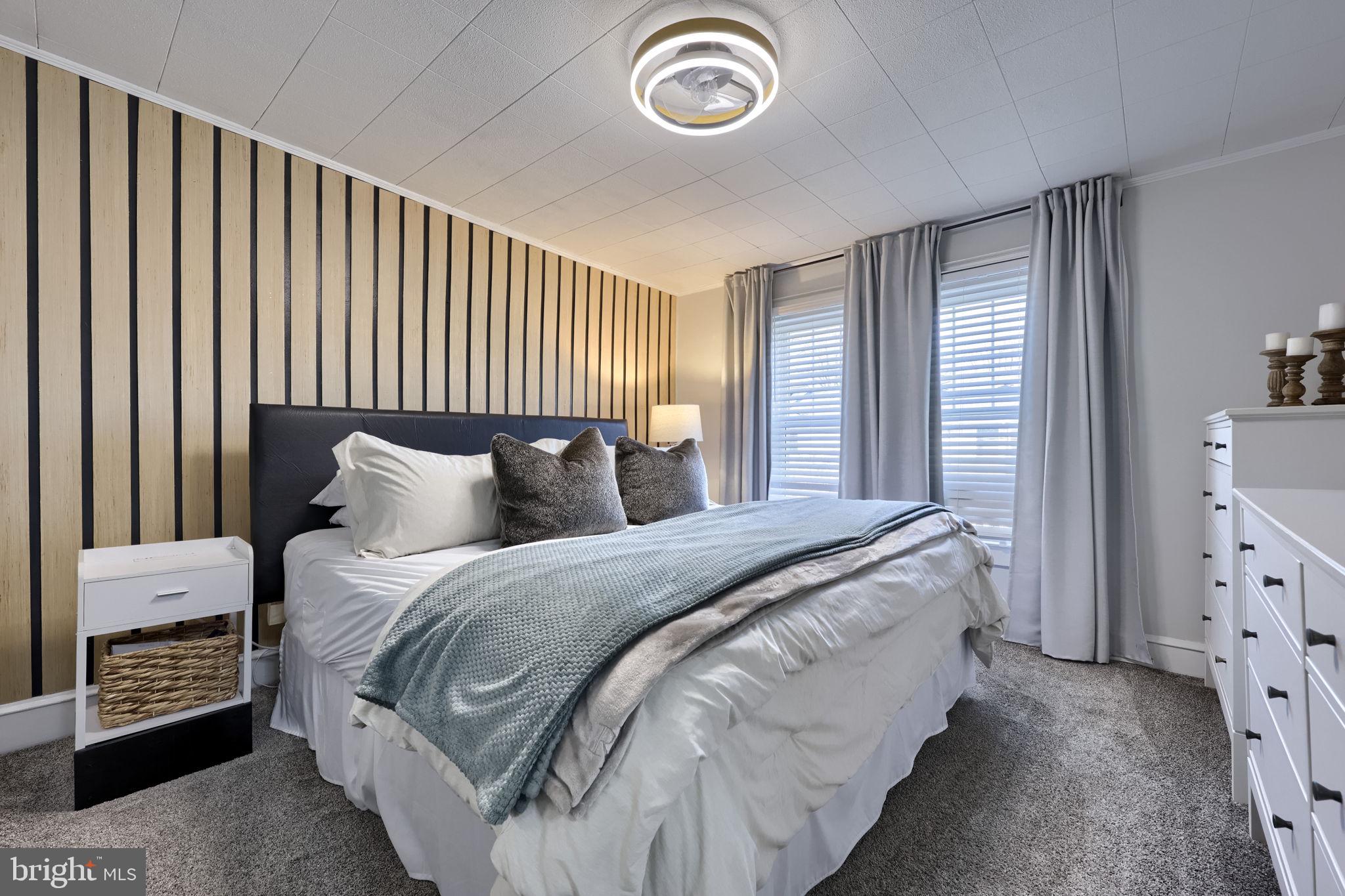 827 3rd Street Lancaster, PA 17603 - Photo 24 of 37 a bedroom with bed and a window