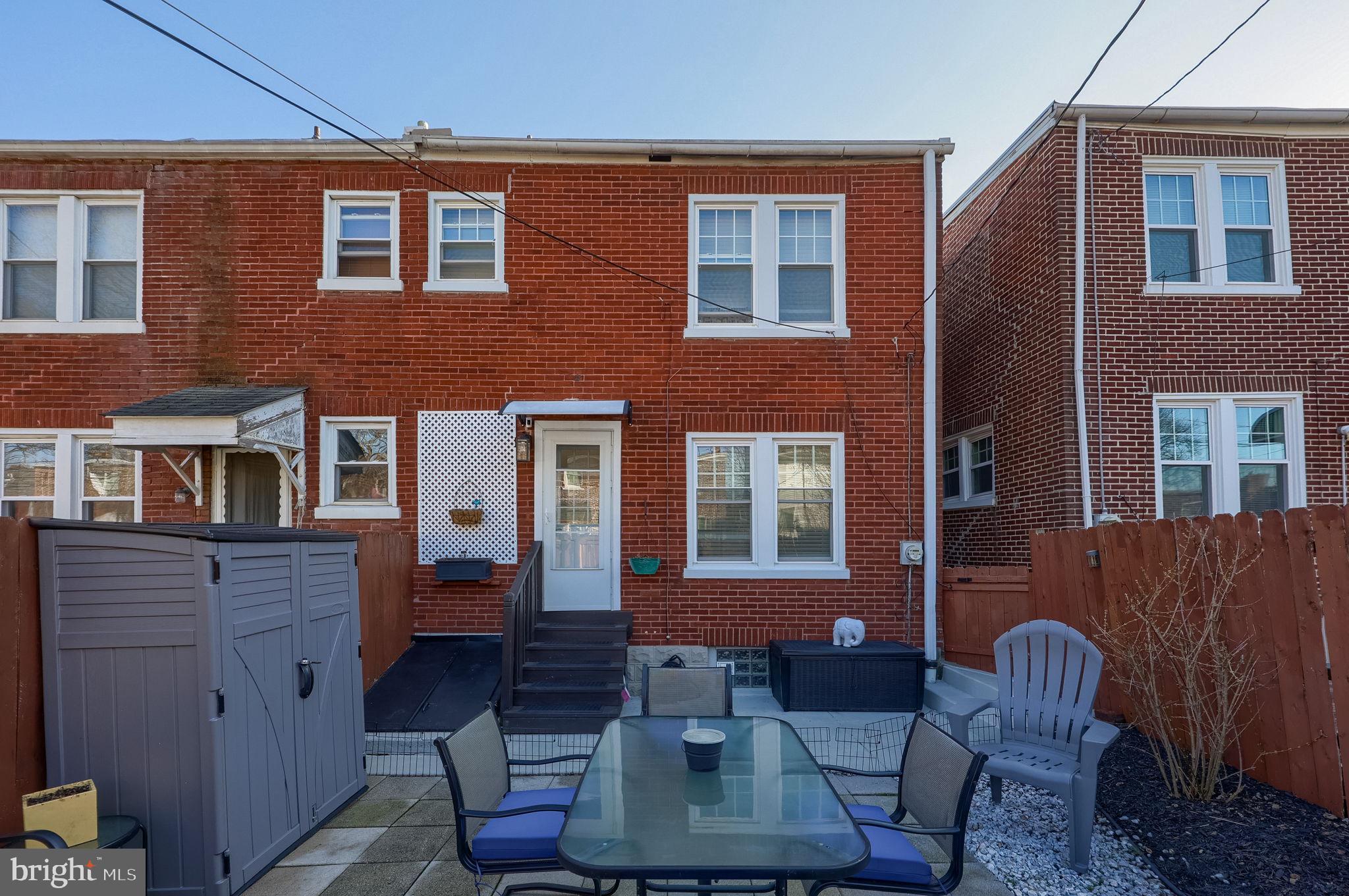 827 3rd Street Lancaster, PA 17603 - Photo 35 of 37 a building view with outdoor seating space