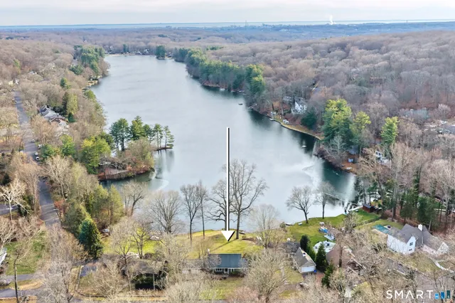 $1,299,900 | 7 Hemlock Trail, Trumbull, CT 06611