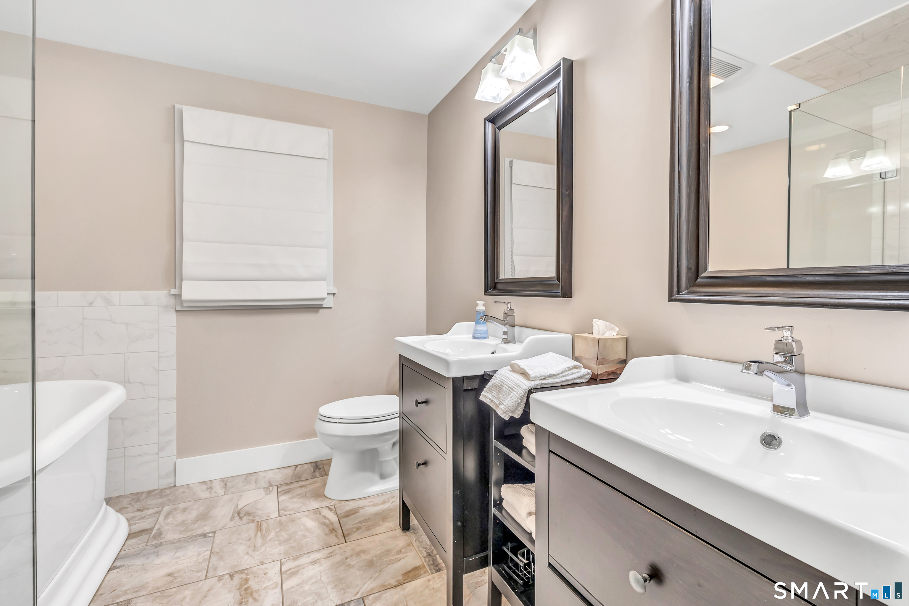 7 Hemlock Trail Trumbull, CT 06611 - Photo 23 of 40