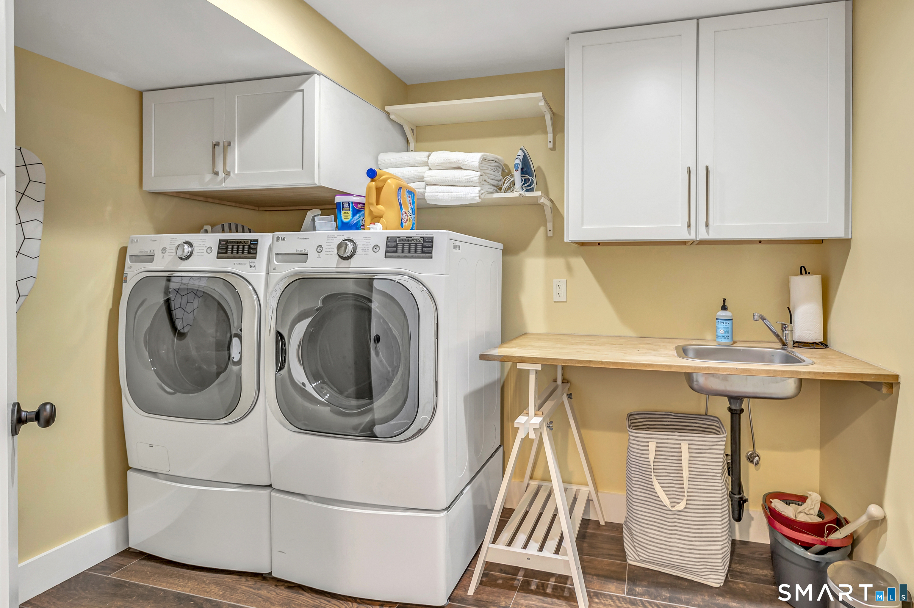 7 Hemlock Trail Trumbull, CT 06611 - Photo 32 of 40