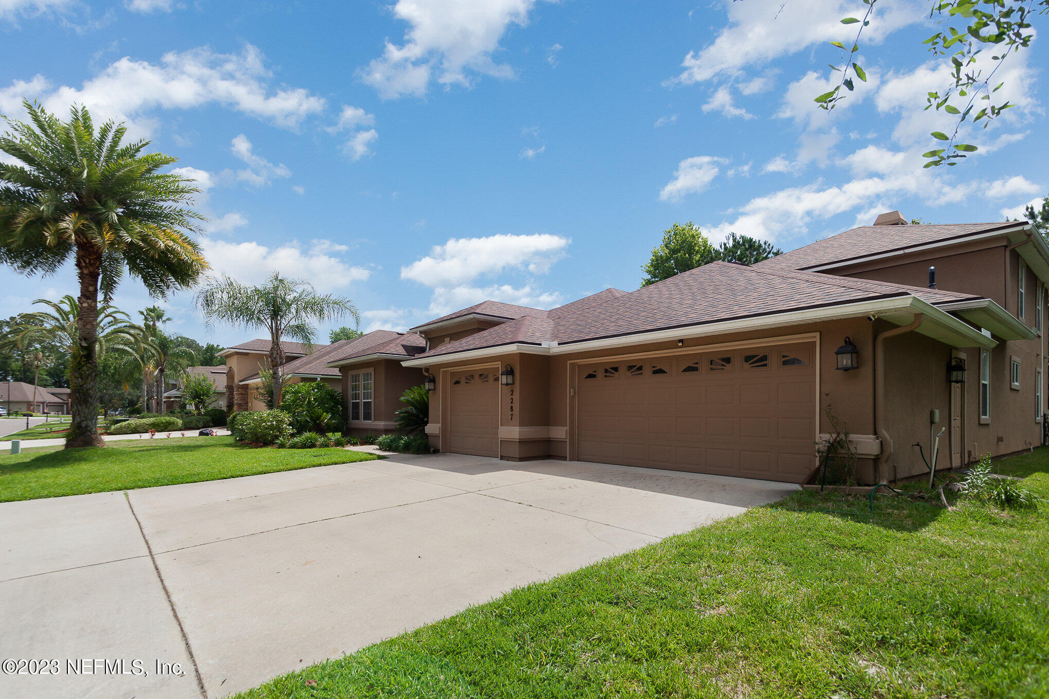 2287 Links Drive Fleming Island, FL 32003 - Photo 2 of 48 002_img_1165-edit