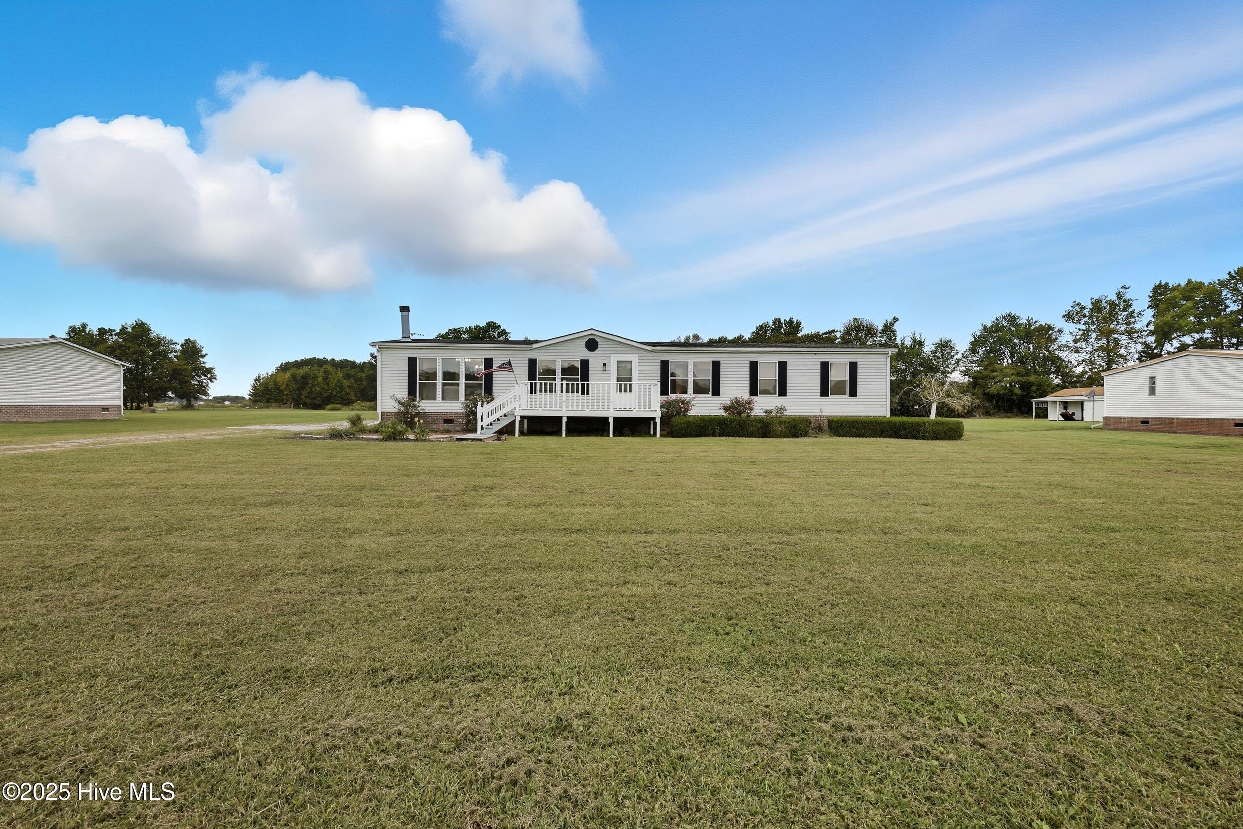1391 Schoolhouse Road Elizabeth City, NC 27909 - Photo 2 of 44 1_cole_042