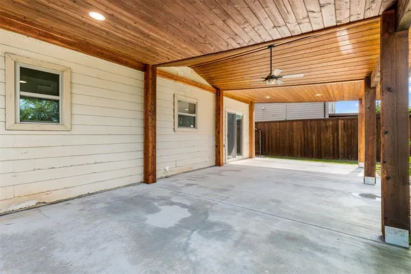 $2,300 | 308 Deer Run Drive, Sanger, TX 76266