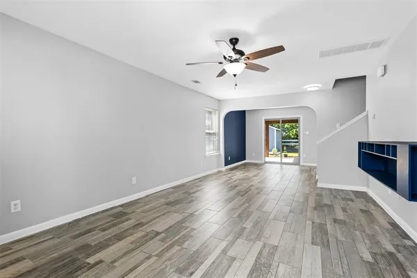 $2,300 | 308 Deer Run Drive, Sanger, TX 76266