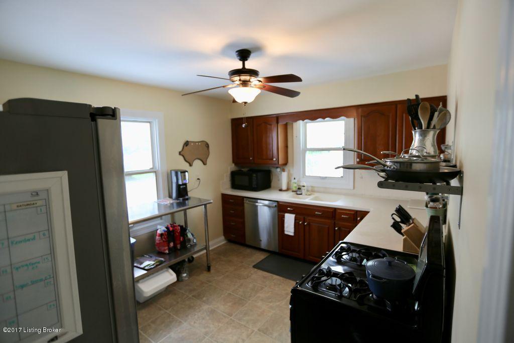 114 Wood Road Lyndon, KY 40222 - Photo 20 of 30 ISek0a4ix5ycro1000000000
