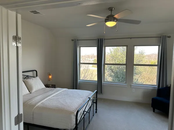 $2,600 | 13501 Metric Boulevard, Unit 1, Austin, TX 78727
