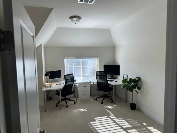 $2,600 | 13501 Metric Boulevard, Unit 1, Austin, TX 78727