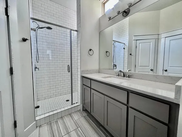 $2,600 | 13501 Metric Boulevard, Unit 1, Austin, TX 78727