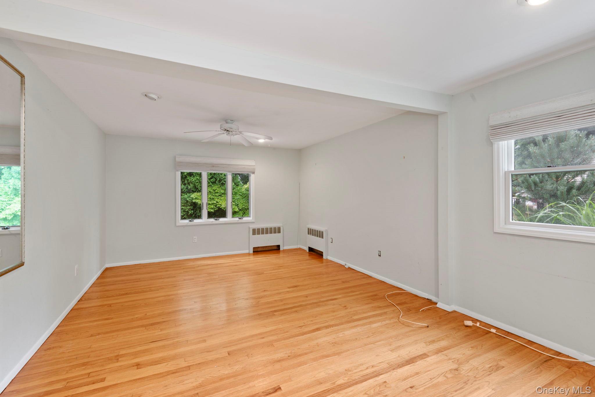 75 Cove Road Huntington, NY 11743 - Photo 18 of 38 Large primary bedroom