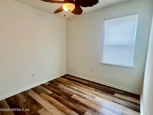 $2,000 | 556 Worcester Court, Jacksonville, FL 32218