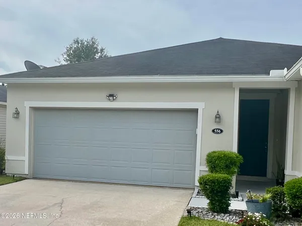 $2,000 | 556 Worcester Court, Jacksonville, FL 32218