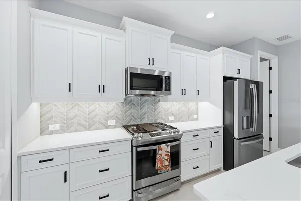 $3,000 | 12826 Seasong Terrace, Bradenton, FL 34211