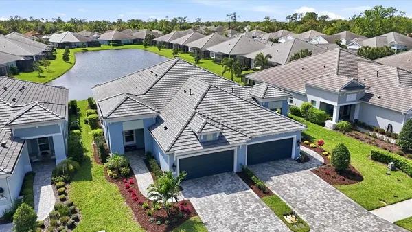 $3,000 | 12826 Seasong Terrace, Bradenton, FL 34211