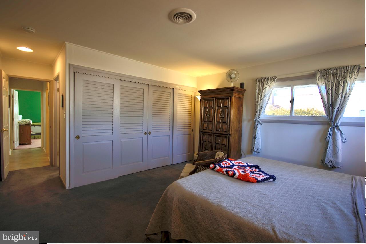 81 Fieldstone Road Levittown, PA 19056 - Photo 13 of 27 Gallery Image 13