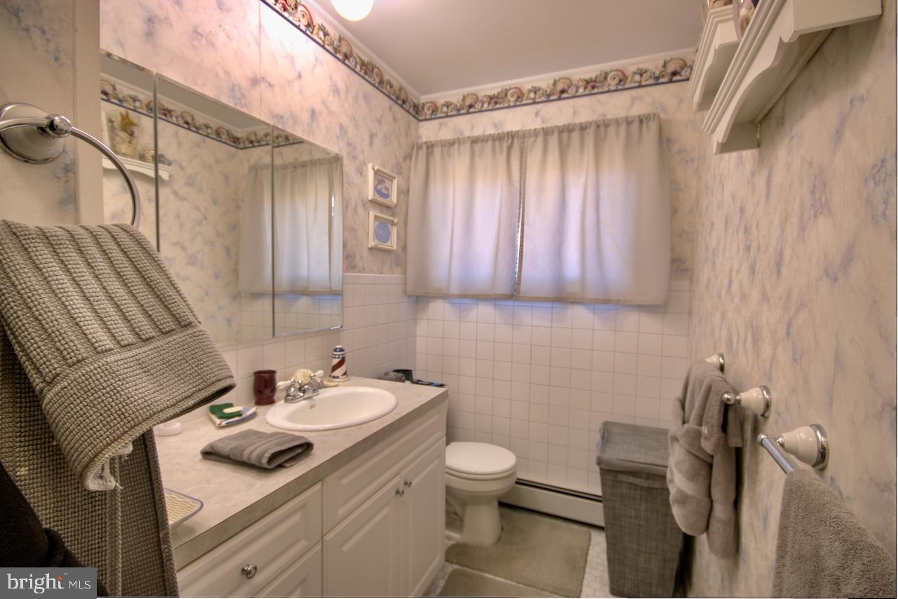 81 Fieldstone Road Levittown, PA 19056 - Photo 14 of 27 Gallery Image 14