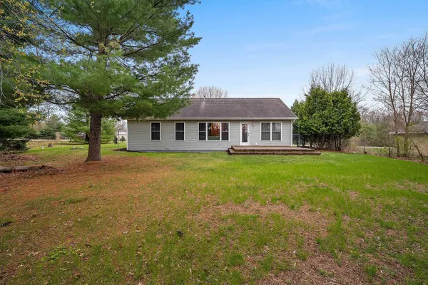 $399,900 | N3150 West Silver Lake Drive, Waupaca, WI 54981