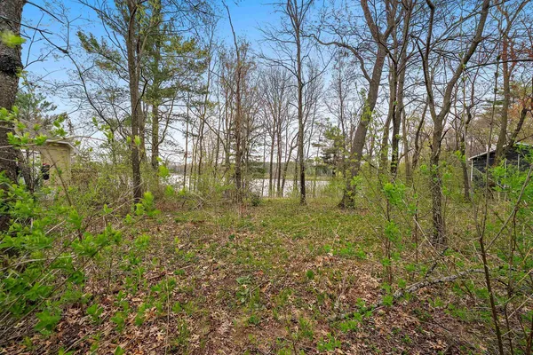 $399,900 | N3150 West Silver Lake Drive, Waupaca, WI 54981
