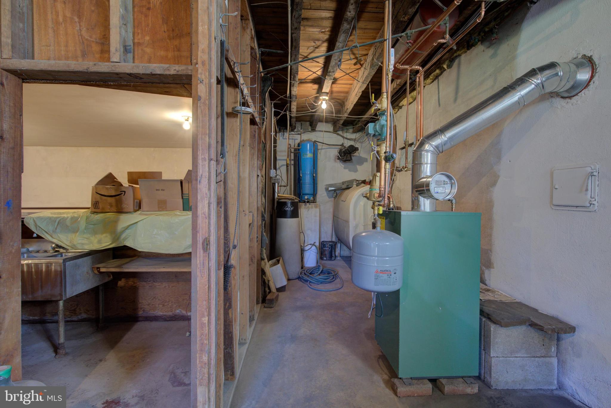 357 Evergreen Road Pottstown, PA 19464 - Photo 15 of 32 Gallery Image 15