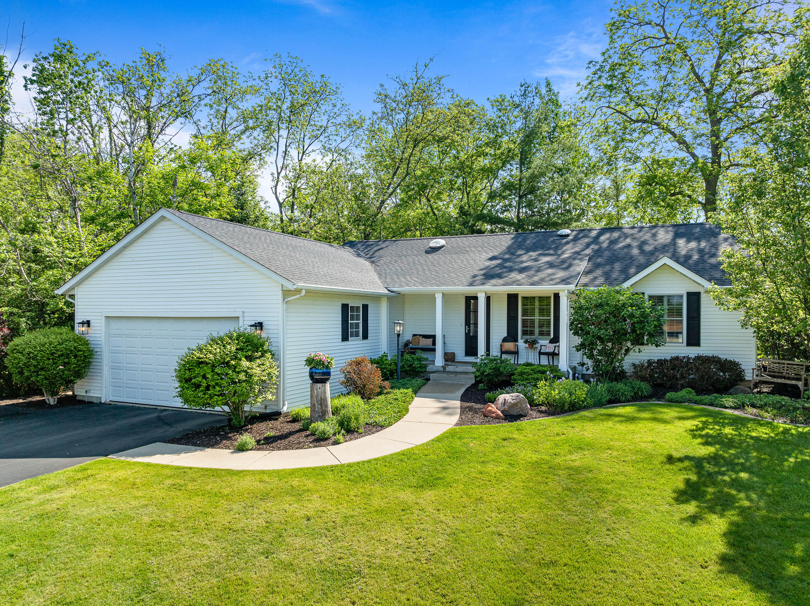 113 Potawatomi Rd - Selects-3