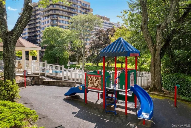 $2,700 | 26 Hillside Terrace, Unit A, White Plains, NY 10601