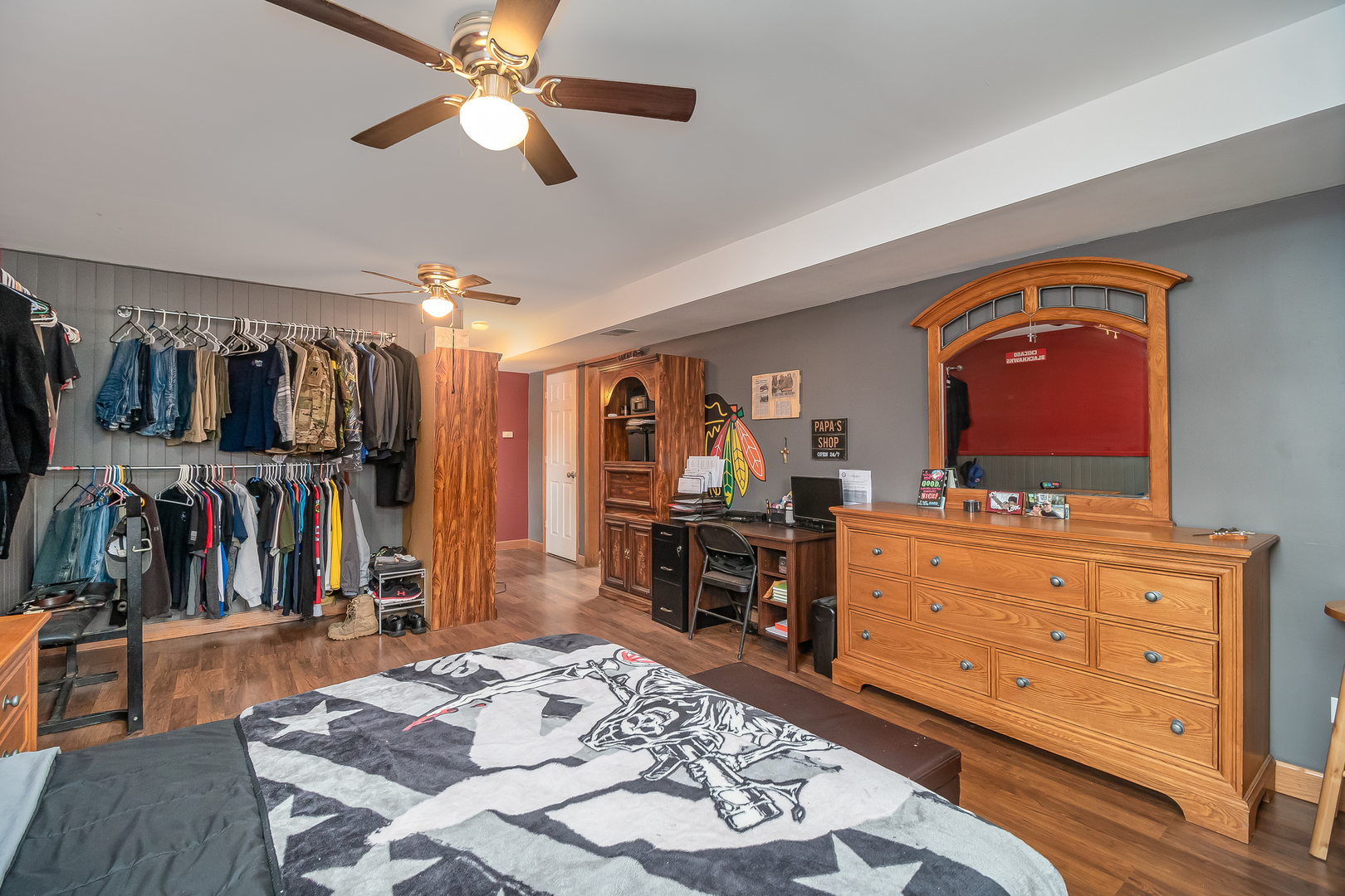 805 South Cooper Road New Lenox, IL 60451 - Photo 16 of 25 a bedroom with a bed and a dresser in it