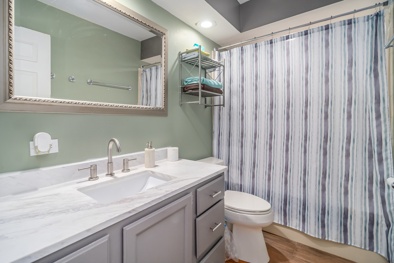 805 South Cooper Road New Lenox, IL 60451 - Photo 25 of 25 a bathroom with a sink a toilet and shower