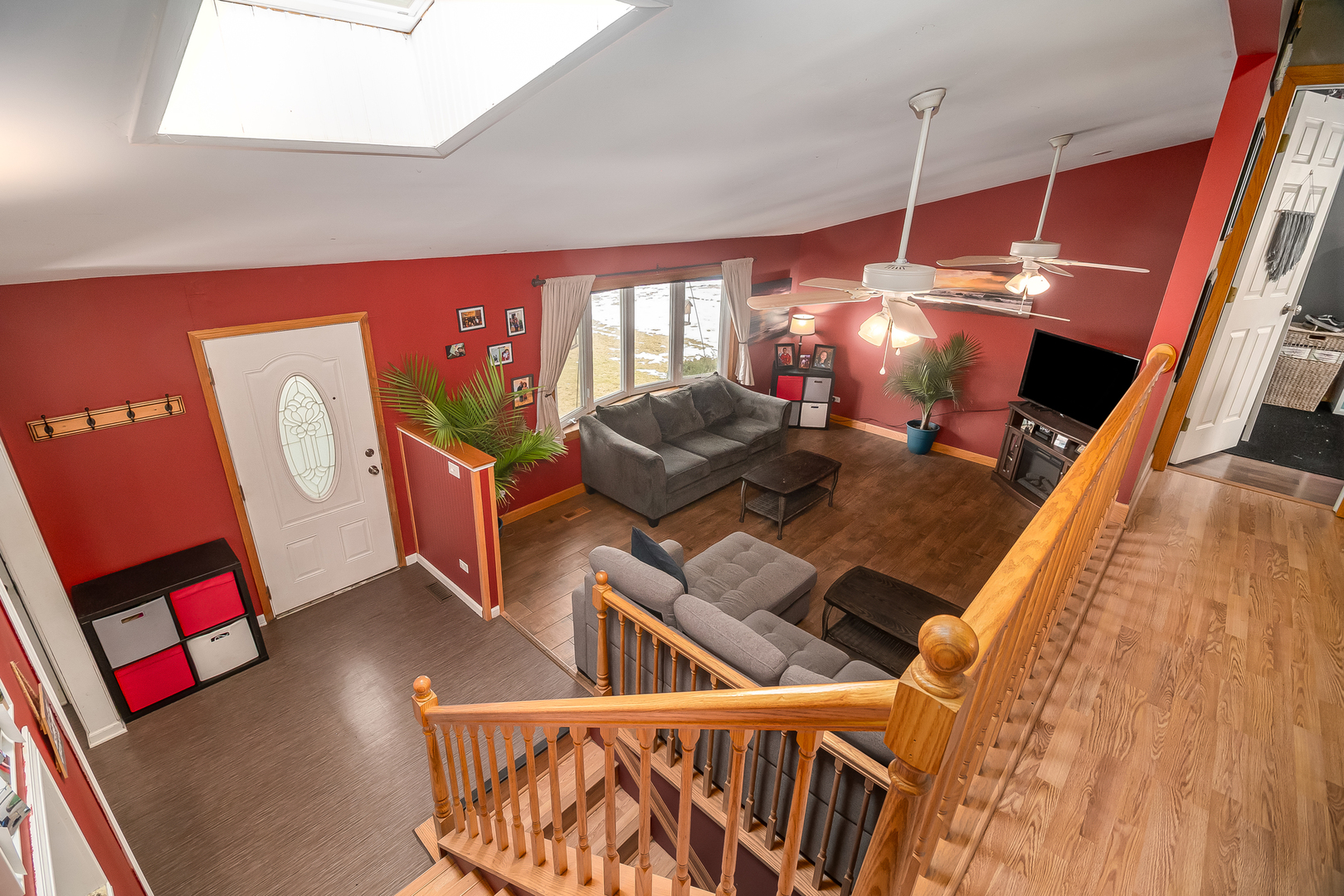 805 South Cooper Road New Lenox, IL 60451 - Photo 7 of 25 a living room with furniture and a flat screen tv