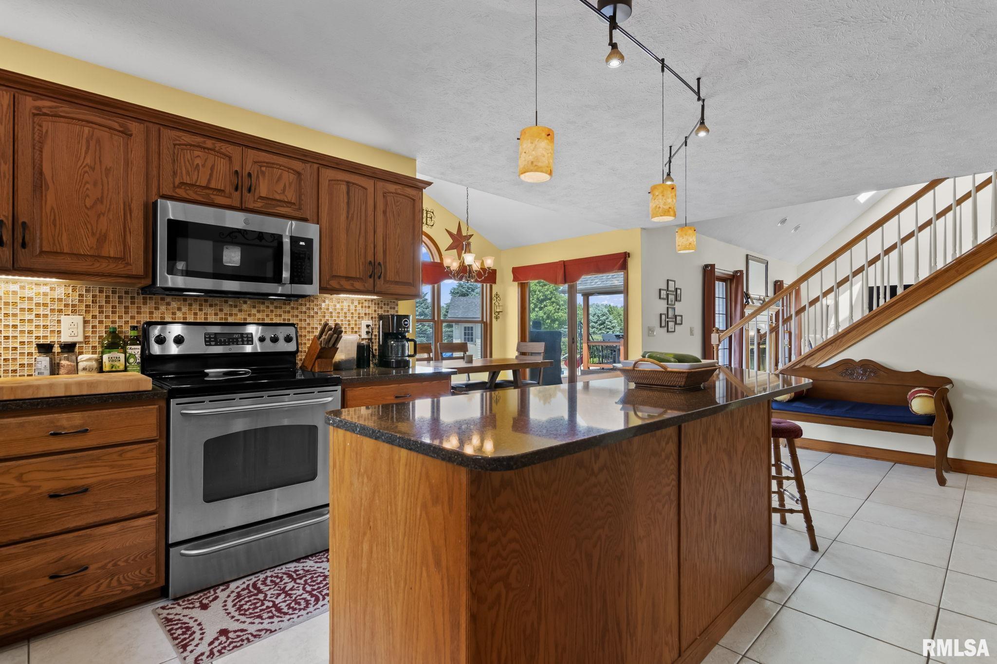 6847 Mansion Road Chatham, IL 62629 - Photo 15 of 71
