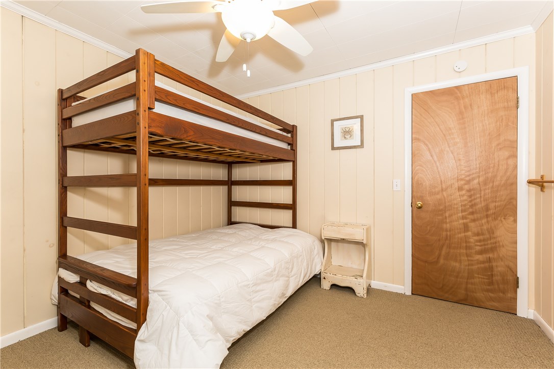 26 Dunes Road Narragansett, RI 02882 - Photo 21 of 40 GREAT ROOM FOR THE KIDS OR GUESTS